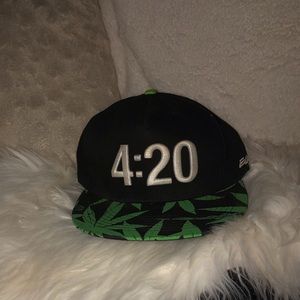 UNISEX 420 SnapBack hat